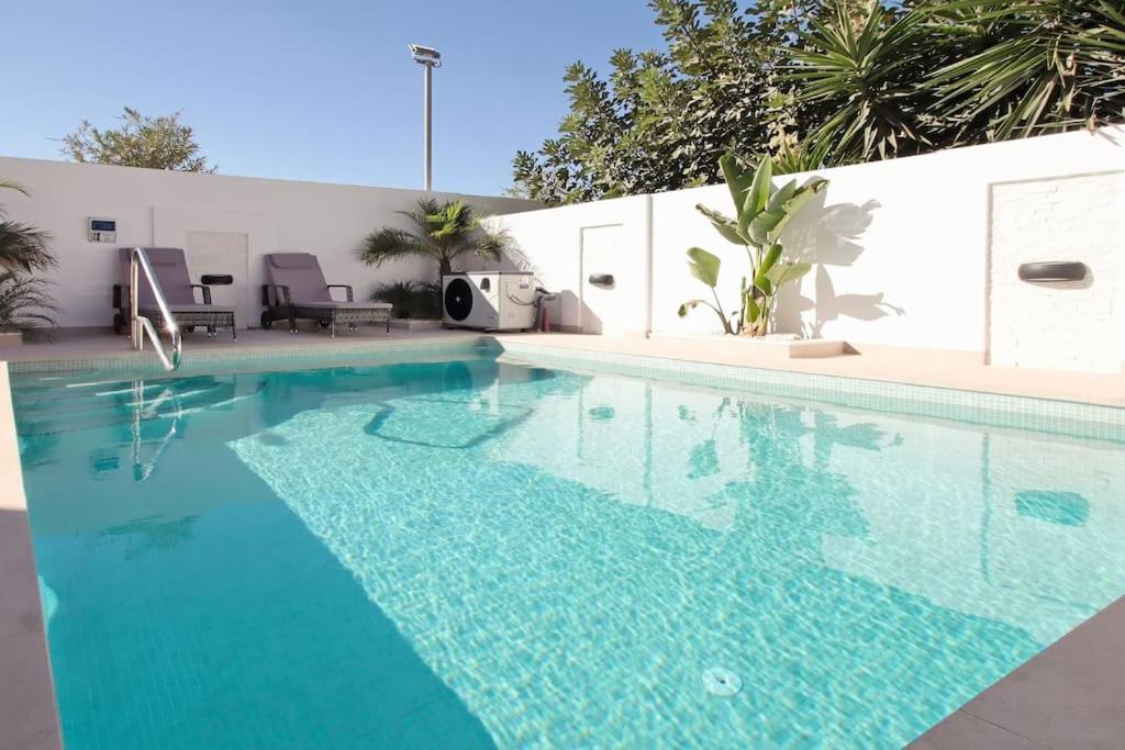 فيلا Casa Olivia With Pool Heating Fee تورّيفيِخا المظهر الخارجي الصورة
