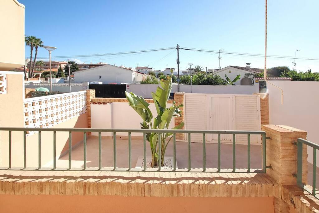 فيلا Casa Olivia With Pool Heating Fee تورّيفيِخا المظهر الخارجي الصورة