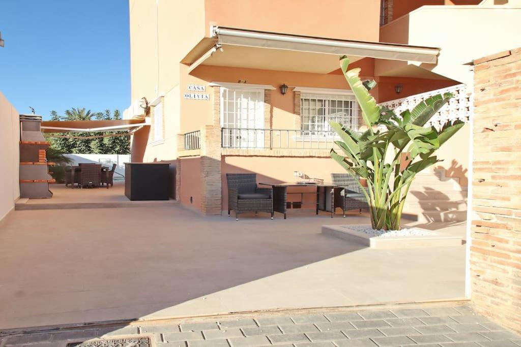 فيلا Casa Olivia With Pool Heating Fee تورّيفيِخا المظهر الخارجي الصورة