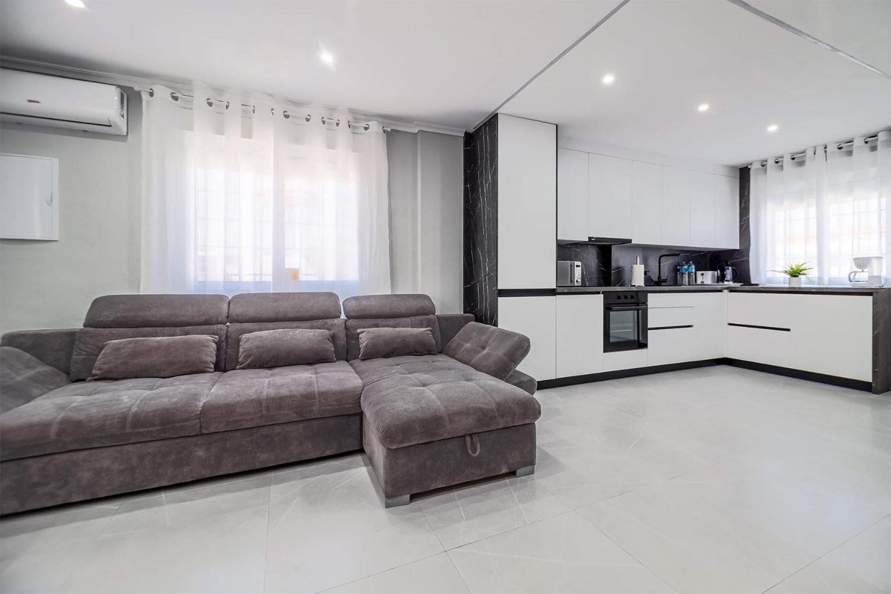 فيلا Casa Olivia With Pool Heating Fee تورّيفيِخا المظهر الخارجي الصورة